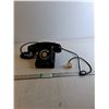 Image 1 : Vintage Western Electric Model 302 Rotary Phone (1937 - 1955)