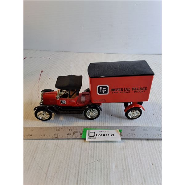 Ertl - 1918 Ford Cab And Trailer 1/25 Scale