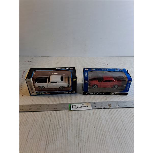 (2) Die Cast 1:32 Scale Cars