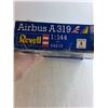 Image 3 : Revell Airbus A 319 - Plastic Model Building Kit 1:144 Scale