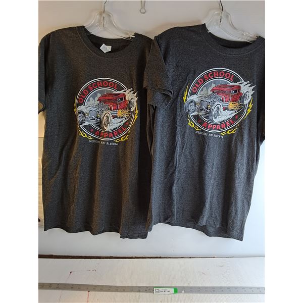 (2) Mens Size Medium T-Shirts - Old School Apparel