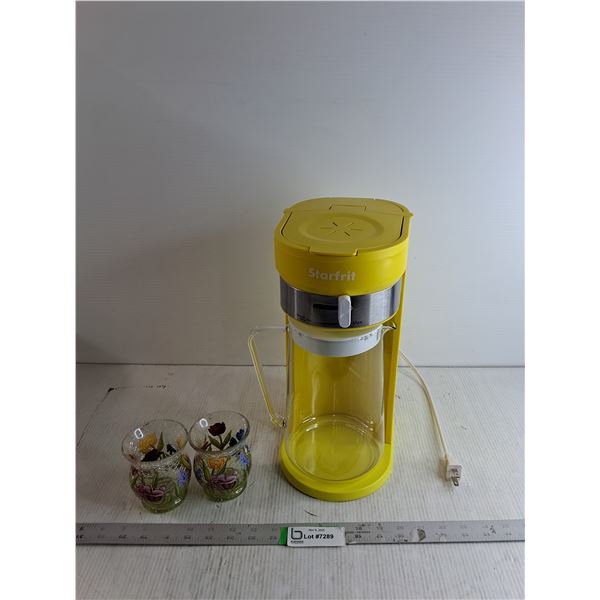 "Starfrit" Yellow Coffee Maker (Powers On)/ (2) 4" Flower Vases