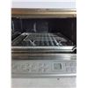 Image 2 : Cuisinart Convection Toaster/Oven/Broiler 15"x13"x10"-Powers On Pick Up Preferred