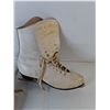 Image 3 : Women's CCM Ice Princess Skates- 8