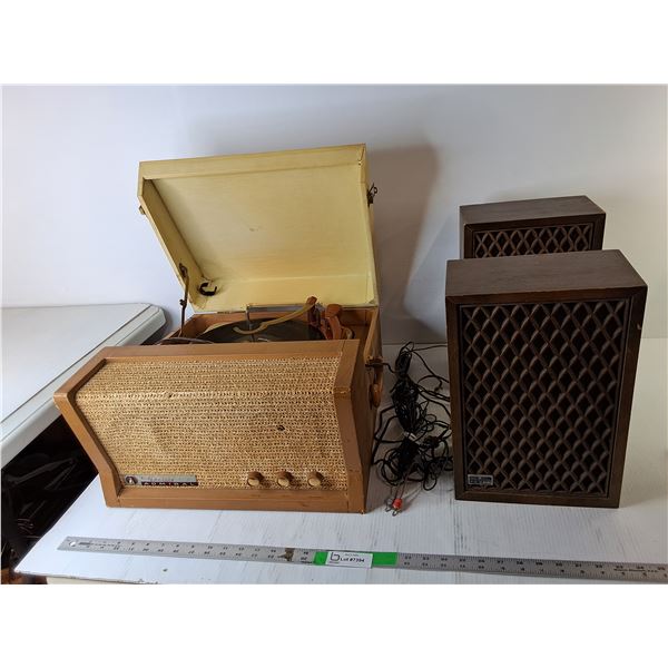 Admiral Vintage Record Player- Powers On 20" x 17.75" x 10" & (2) Speakers- Cannot Ship