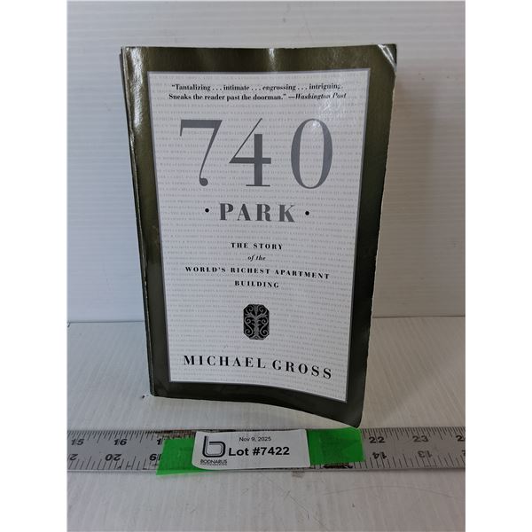 740 Park Book by Michael Gross