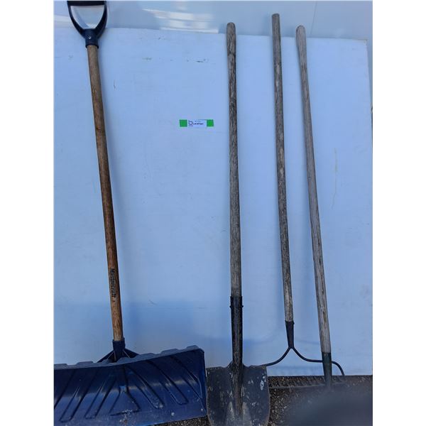 **Outdoor Garden Tools - Snow Shovel, Rake,Shovel -Up To 35" Cannot Ship