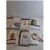 Image 5 : (8) Cross Stitch Kits