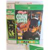 Image 3 : (4) Pennants/ Cake Rounds/ Batman Cornflake Box (Empty)