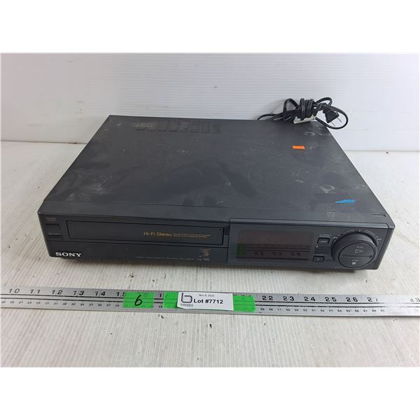 Sony Stereo Video Cassette Recorder - Powers On, As Is, 17" x 14" x 3"