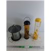 Image 1 : (3) Bird Feeders
