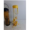 Image 4 : (3) Bird Feeders