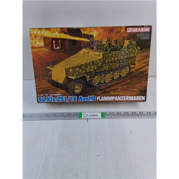 1:35 '39-'45 Series-Sd.Kfz.251/16 Ausf.D Flammpanzerwagen-(NOS)