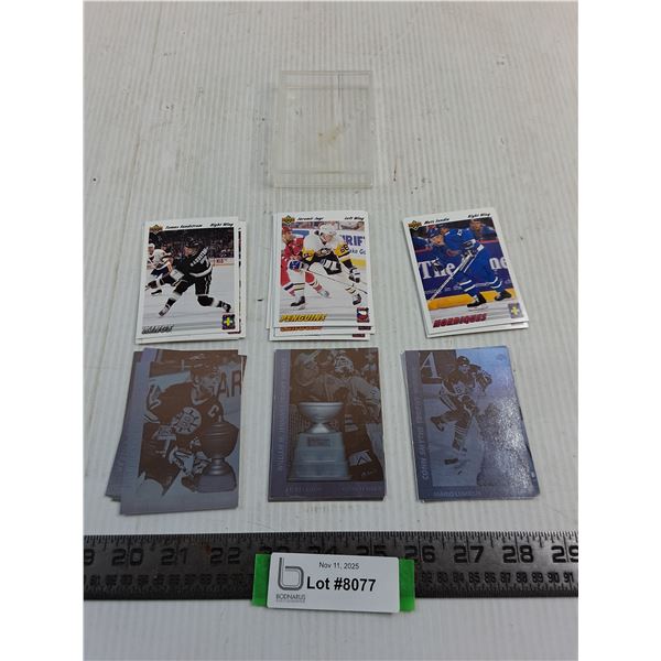 (26) Upper Deck 1991 NHL Collector Cards - Authenticity Not Guaranteed