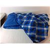 Image 2 : Twin Size Sleeping Bag