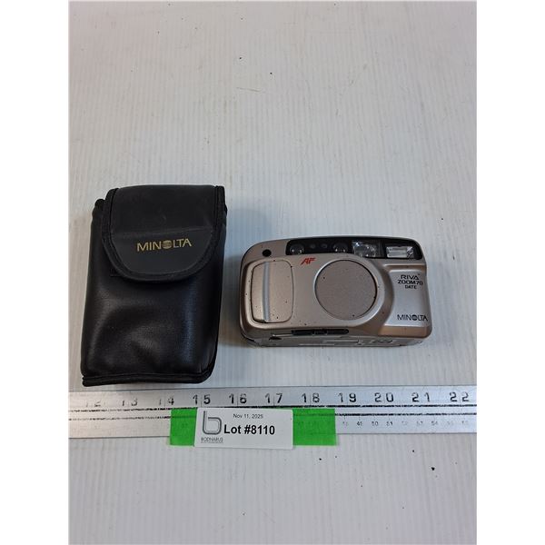 Minolta 35mm Film Camera w/Case