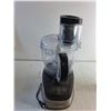 Image 2 : Black And Decker - Food Processor/ Blender  (Powers On)