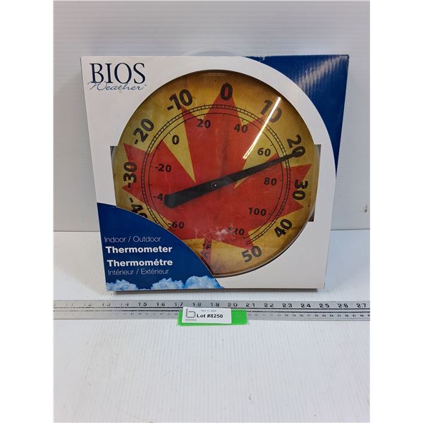 Canadian Maple Leaf Thermometer