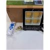Image 2 : 25 Watt Solar Remote Control LED Flood Light Kit
