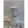 Image 3 : Sunbeam Mixer/Juicer - Powers On, Has Accessories, Glass Bowl