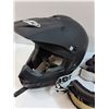 Image 2 : HJC Snowmobile Helmet - Size 3XL, Goggles, Skidoo Leather Gloves - Size XL