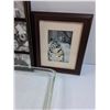Image 3 : (2) Picture Frames & Pyrex - 9" x 12"