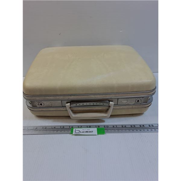 Samsonite White Vintage Suitcase - 16" x 13" x 5"