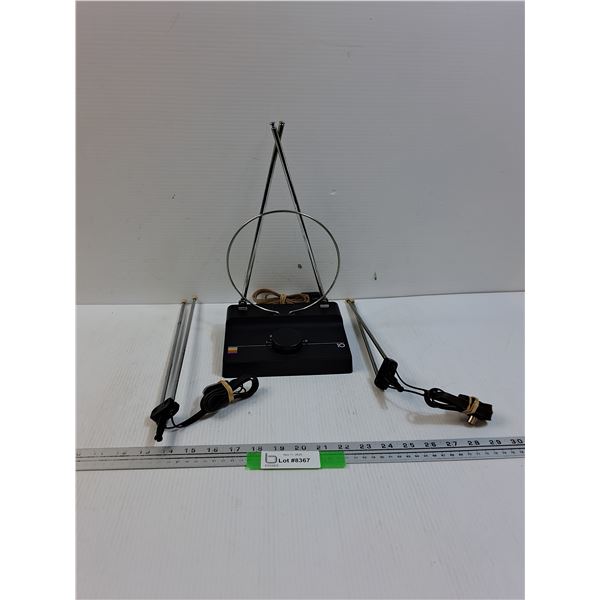 (3) Vintage TV Antennas