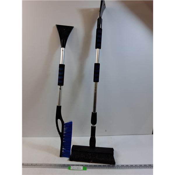 (2) Vehicle Snow Brushes - PREFERRED PICK-UP