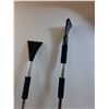 Image 3 : (2) Vehicle Snow Brushes - PREFERRED PICK-UP