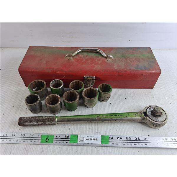 Ratchet Wrench & Sockets, Drill Bits, Metal Tool Box 19" x 6" x 3"