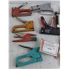 Image 3 : Staplers & Staples