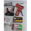 Image 4 : Staplers & Staples