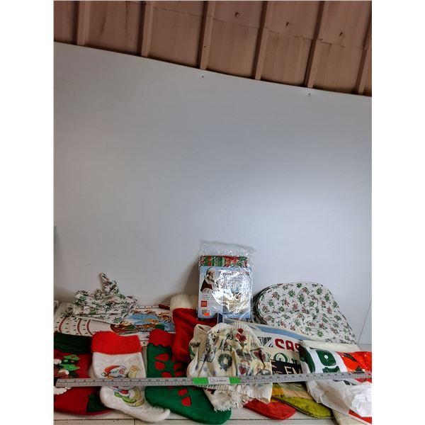 Festive Placemats, Stockings, Tablecloths, Cloth Flags, Festive Napkins, Misc