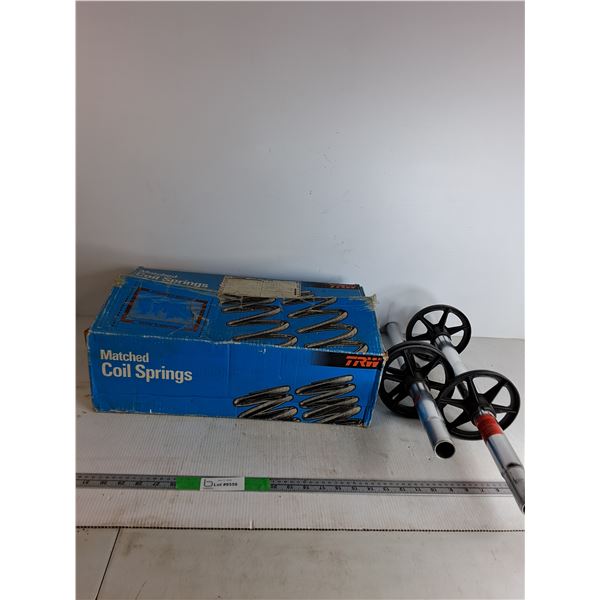 (2) Coil Springs, (2) Wheel Tree