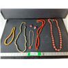 Image 1 : (5) Beaded Necklaces & Clip On Earrings