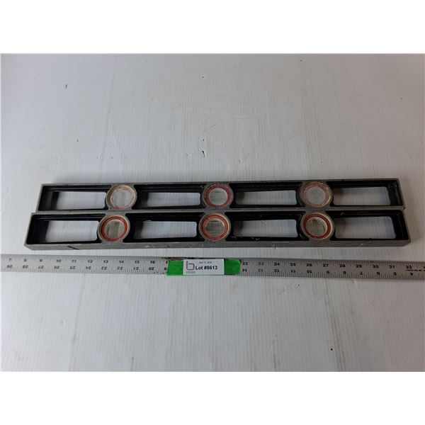 (2) Metal Levels- Handyman& Stanley 24.25"- As Is