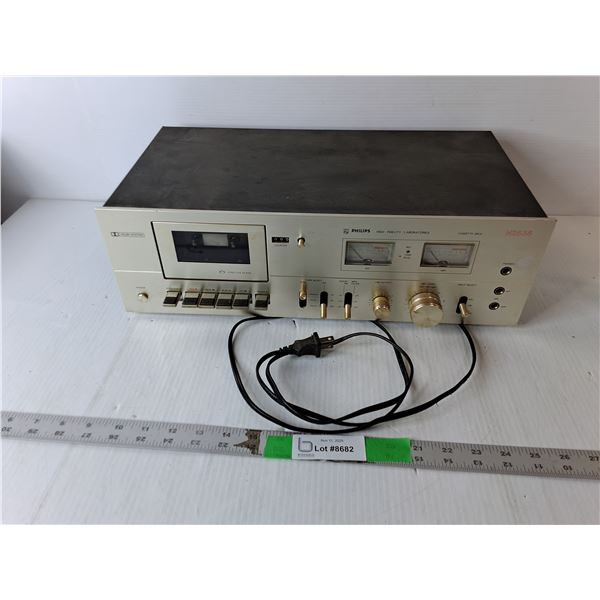 Philips N2535 Cassette Deck- Powers On
