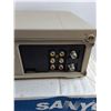 Image 3 : Sanyo VHS VCR w/Remote/Cords/Manual - Powers On