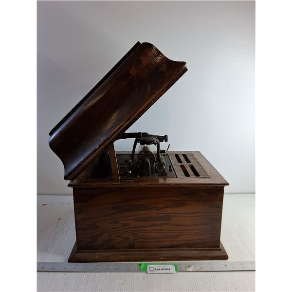 Edison Amberola Phonograph 16" x 12.5" x 13"
