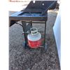 Image 5 : **Grill Mate Barbeque- Powers On 21" x 57" x 46", Cannot Ship