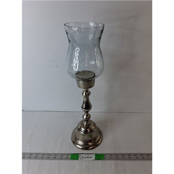 Hurricane Candleholder 19.25"