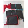 Image 2 : (16) Potholders