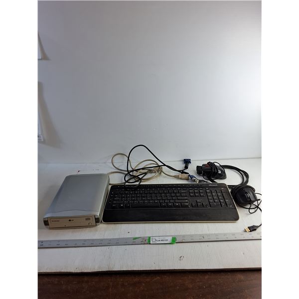 Microsoft Keyboard/ LG CD Drive/ (2) Computer Mouse
