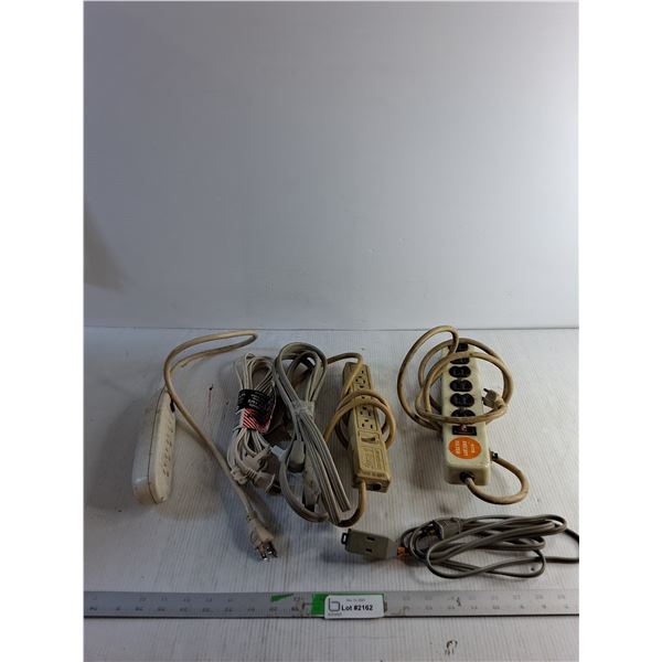 (6) Power Bars/ Extension Cords (Some Power On/ Black Plug In Does Not Power On)