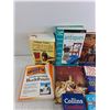 Image 2 : Books - Hockey Towns, Canadian Dictionary, Antique Trader Price Guide, Mini Chess Game