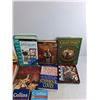 Image 3 : Books - Hockey Towns, Canadian Dictionary, Antique Trader Price Guide, Mini Chess Game