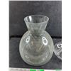 Image 2 : (2) Glass Vases 10" & 8" - PICK UP