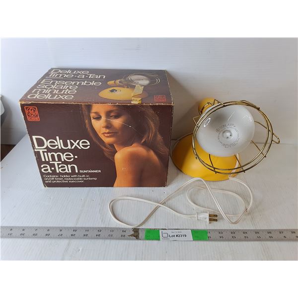 Vintage Deluxe Time-a-Tan Lamp- Powers On