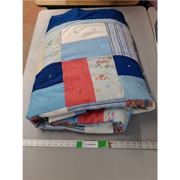 Quilt Approx. 76  x 90 